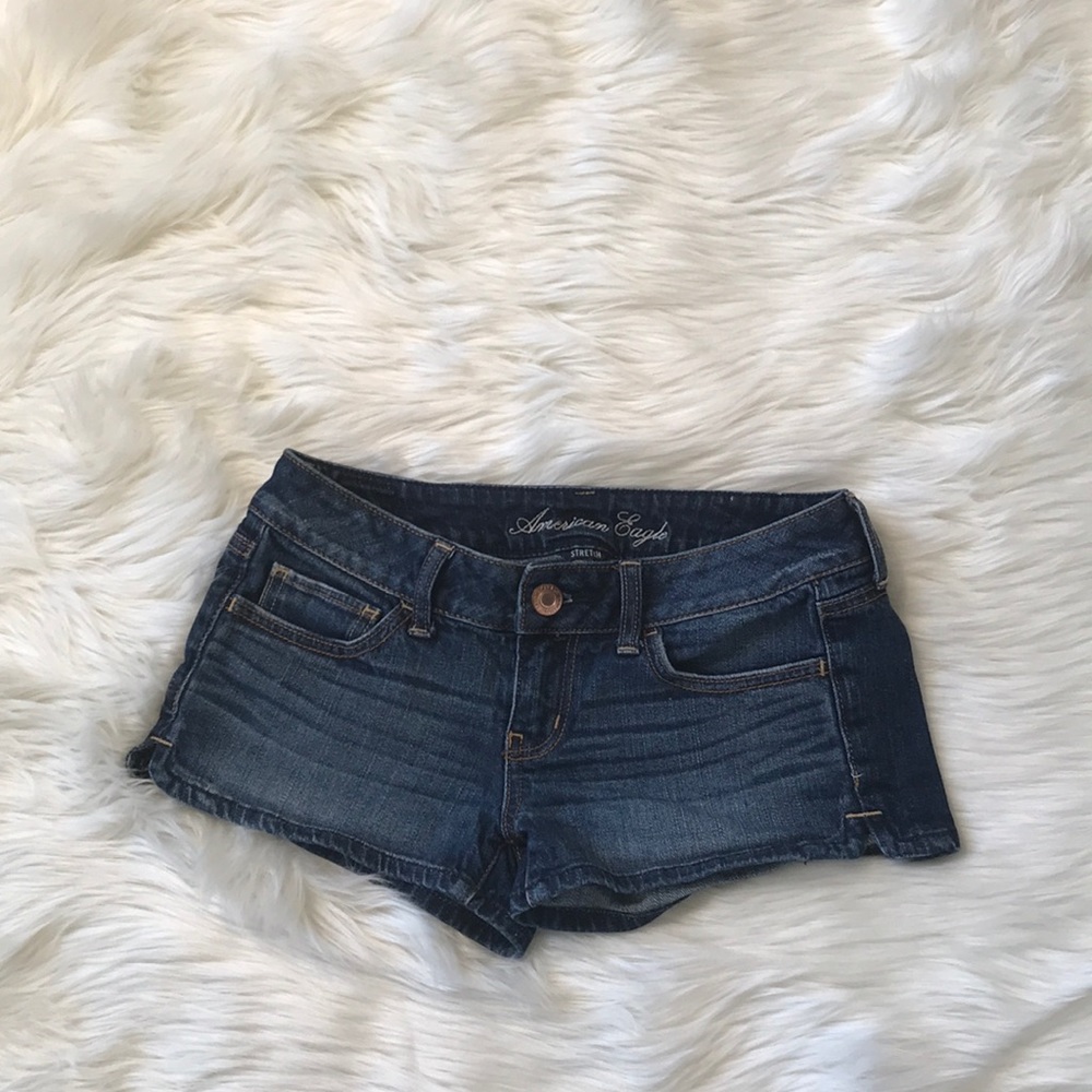 American Eagle short😄